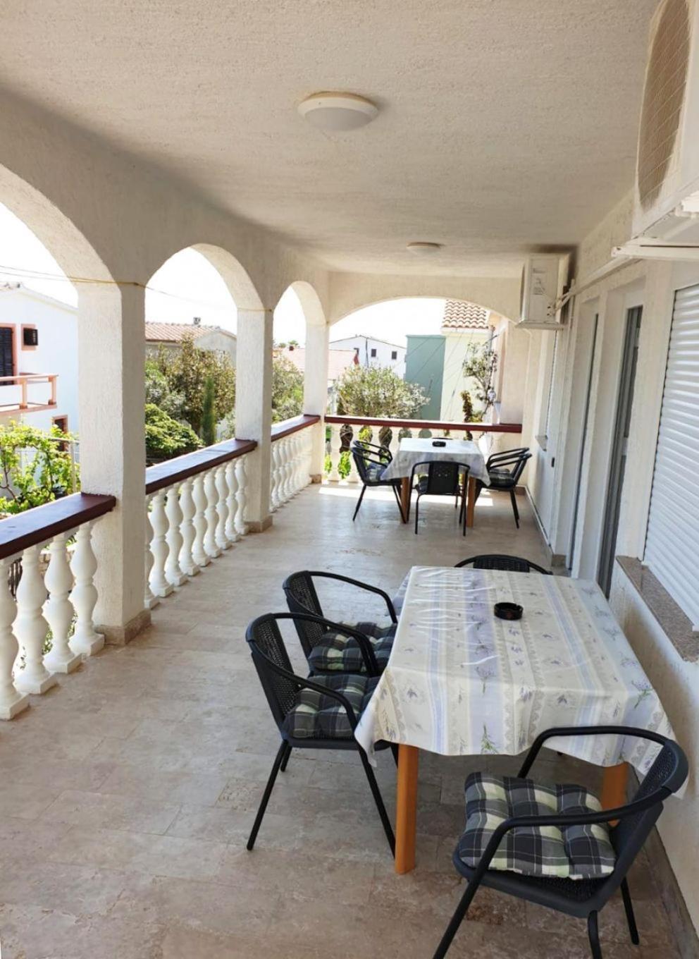 Apartments Bozica Вир Екстер'єр фото